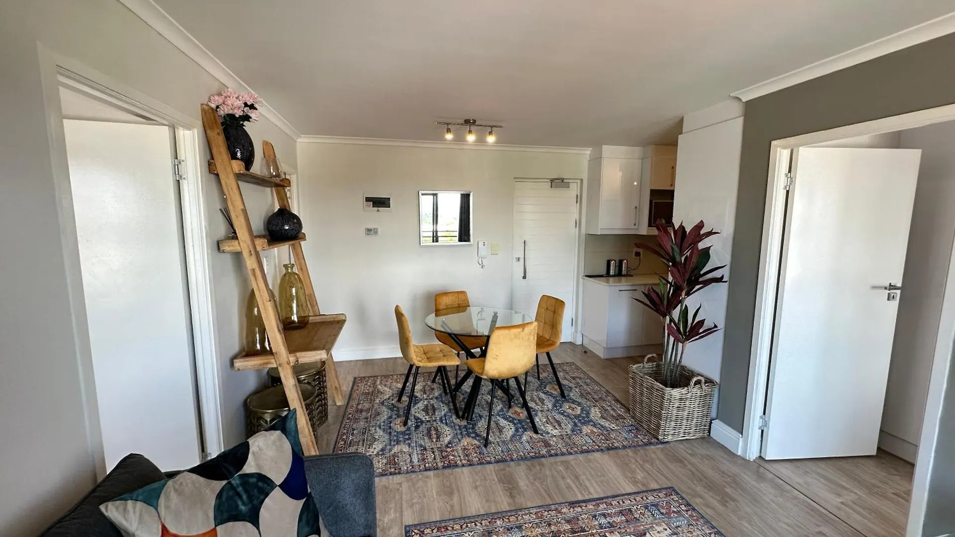 The Paragon 2-Bedroom Apartment location
