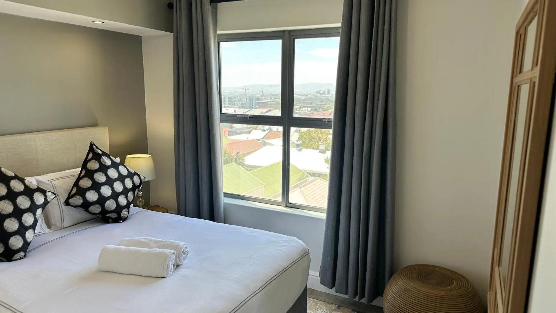 The Paragon 2-Bedroom Apartment Cape Town